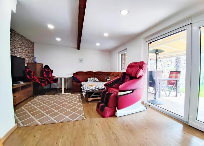 Cozy Corner With Kitchen& Private Bath Πανσιόν